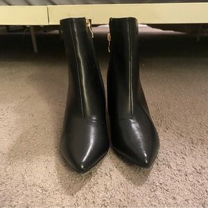 Lulus heeled booties